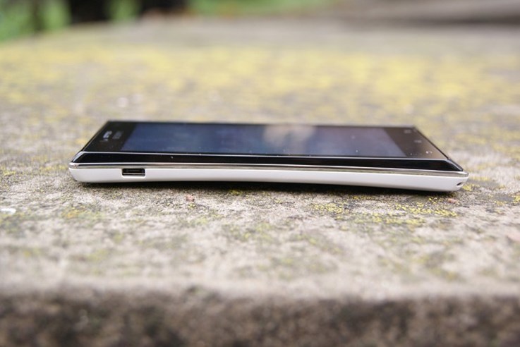 Sony Xperia J (29).jpg